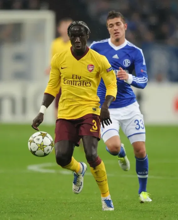 Framed Print : Bacary Sagna in Action: Schalke 04 vs. Arsenal FC, UEFA Champions League (2012)