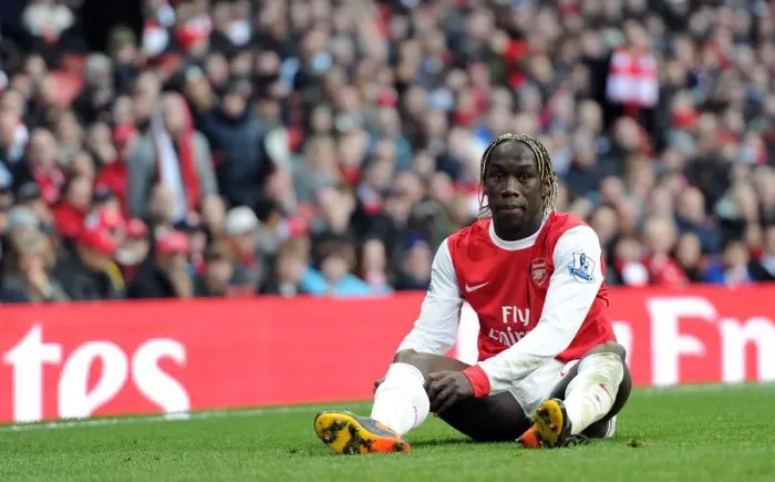 Framed Print : Bacary Sagna (Arsenal). Arsenal 0: 1 Newcastle United. Barclays Premier League