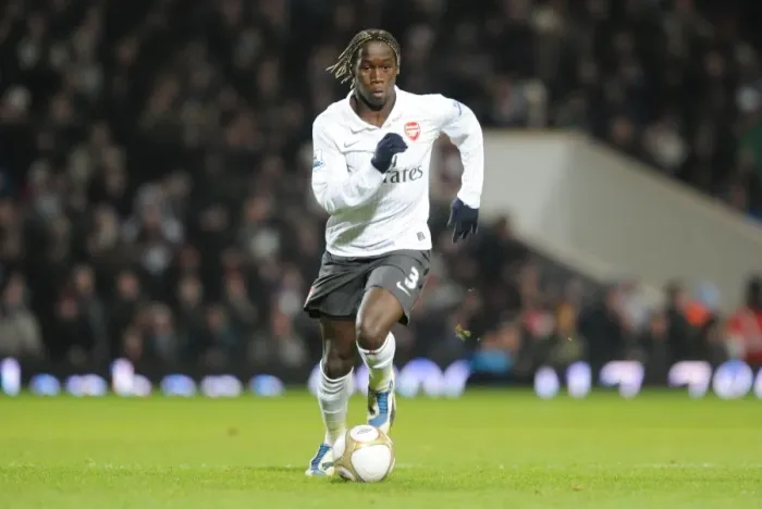 Framed Print : Bacary Sagna (Arsenal). West Ham United 1: 2 Arsenal, FA Cup Third Round