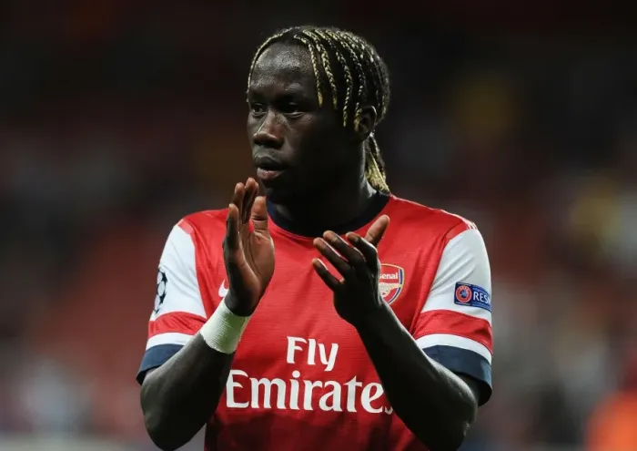 Framed Print : Bacary Sagna: Arsenal's Defensive Hero in the 2013-14 Champions League Play-offs Against Fenerbahce