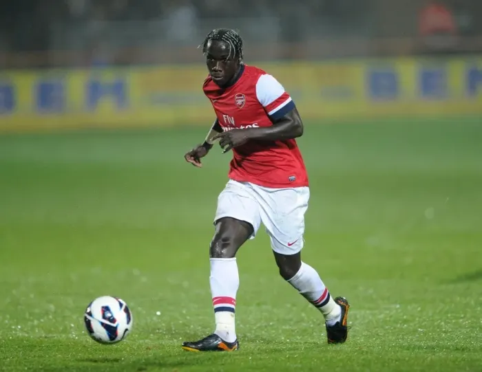 Framed Print : Bacary Sagna Leads Arsenal U21 Against Reading U21, 2012