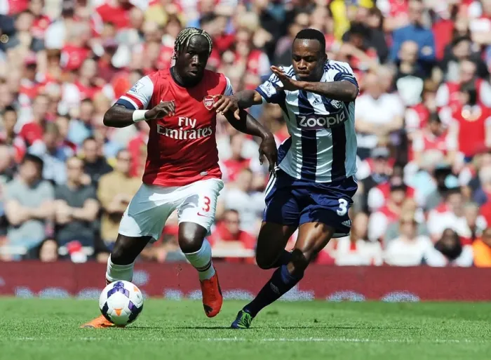 Framed Print : Bacary Sagna Outmaneuvers Stephane Sessegnon: Arsenal vs West Bromwich Albion, Premier League 2013-14 Framed Print : Bacary Sagna Outmaneuvers Stephane Sessegnon: Arsenal vs West Bromwich Albion, Premier League 2013-14