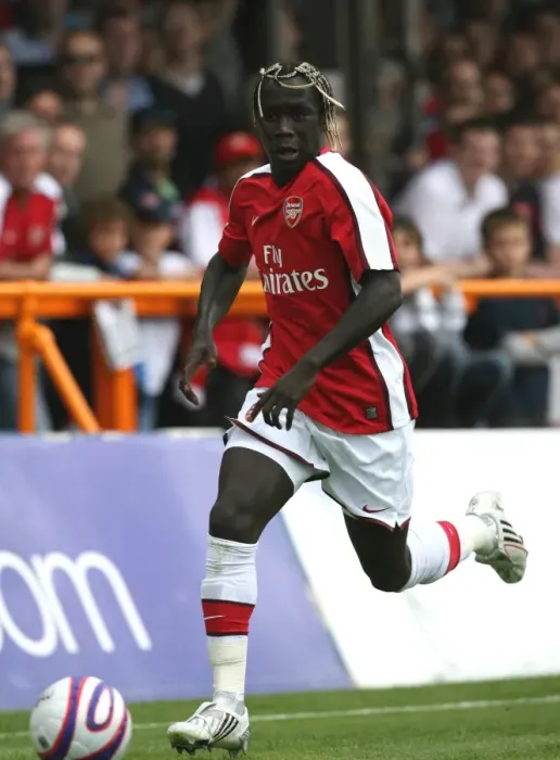 Framed Print : Bacary Sagna's Debut: Arsenal's Pre-Season Victory over Barnet (2008)