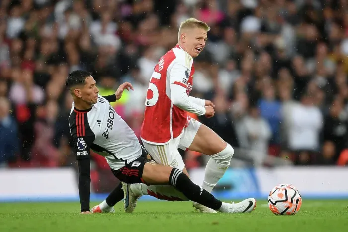 Framed Print : Battle at Emirates: Zinchenko vs Lukic - Arsenal vs Fulham (2023-24)