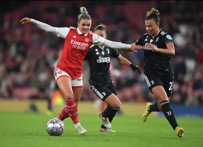 Framed Print : Battle in Group C: Arsenal FC vs Juventus FC - Arsenal Women vs Juventus Women in the UEFA Champions League at Emirates Stadium Framed Print : Battle in Group C: Arsenal FC vs Juventus FC - Arsenal Women vs Juventus Women in the UEFA Champions League at Emirates Stadium