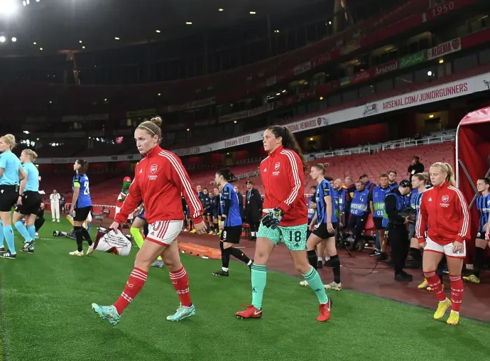 Framed Print : Battle in Group C: Arsenal Women vs FC Zurich - UEFA Women's Champions League