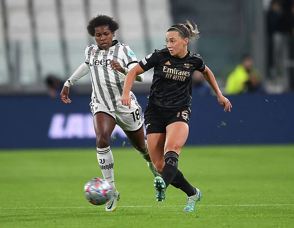Battle in Group C: Juventus vs Arsenal - Women's UEFA Champions League