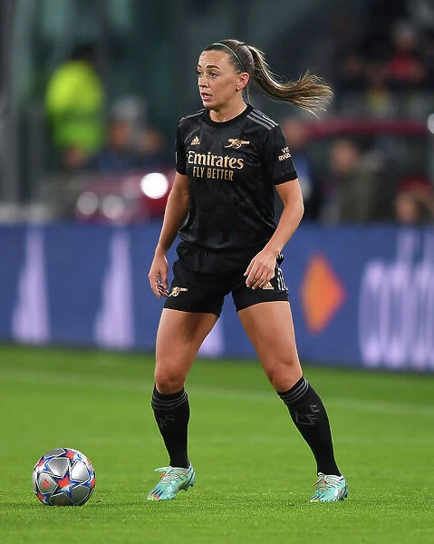 Battle in Group C: Katie McCabe Fights for Arsenal Against Juventus in UEFA Women's Champions League