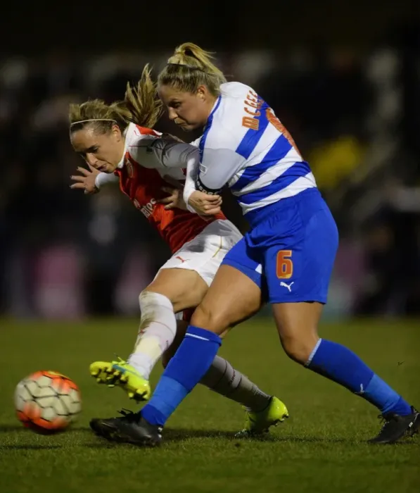 Framed Print : Battle of the Midfield: Jordan Nobbs vs. Kirsty McGee in Arsenal Ladies vs. Reading FC Women WSL 1 Clash