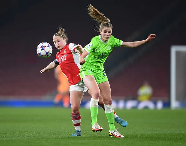 Battle of the Midfield Masters: Kim Little vs. Joelle Wedemeyer in Arsenal Women's UEFA Champions League Quarterfinals
