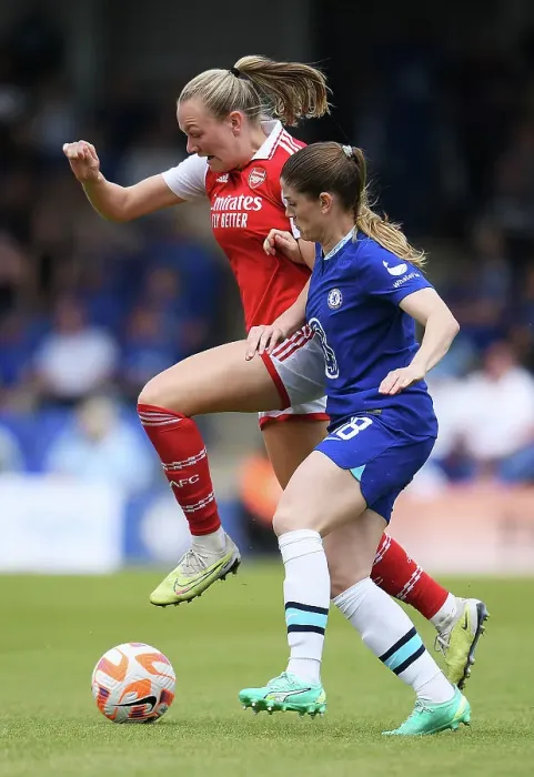 Framed Print : Battle for Possession: Chelsea Women vs. Arsenal Women - FA Women's Super League (2022-23) Framed Print : Battle for Possession: Chelsea Women vs. Arsenal Women - FA Women's Super League (2022-23)
