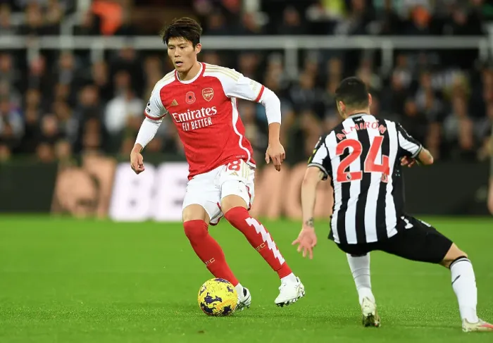 Framed Print : Battle for Possession: Tomiyasu vs. Almiron at St. James Park - Arsenal vs. Newcastle United, Premier League 2023-24 Framed Print : Battle for Possession: Tomiyasu vs. Almiron at St. James Park - Arsenal vs. Newcastle United, Premier League 2023-24