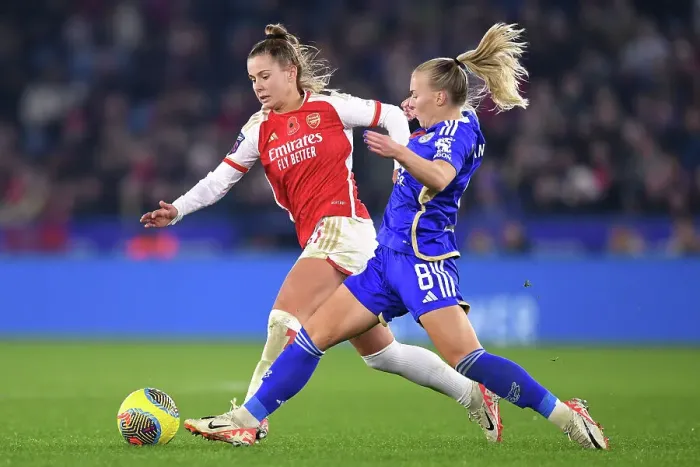 Framed Print : Battle for Possession: Victoria Pelova's Intense Duel with Jutta Rantala - Arsenal FC vs. Leicester City, Barclays Women's Super League