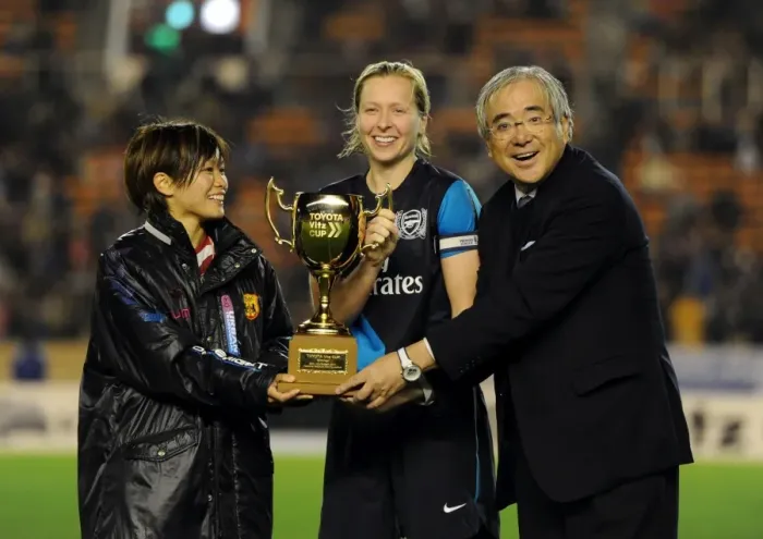 Framed Print : Battle of the Stars: Nahomi Kawasumi vs. Jayne Ludlow - A 1-1 Draw in Tokyo's Charity Match between INAC Kobe and Arsenal Ladies