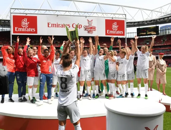 Framed Print : Bayern Munich Celebrate Emirates Cup Victory over Arsenal Women (2019-20)