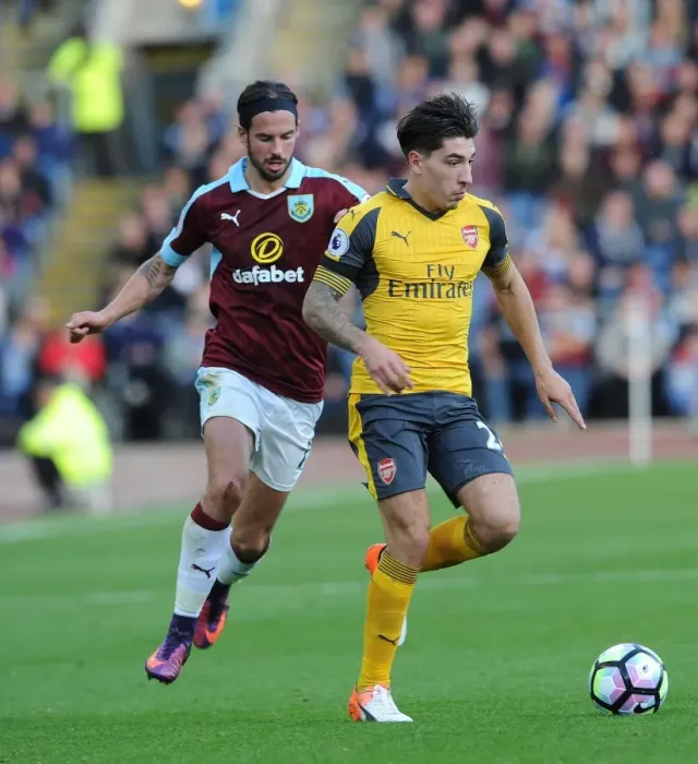 Framed Print : Bellerin vs Boyd: A Premier League Showdown at Turf Moor