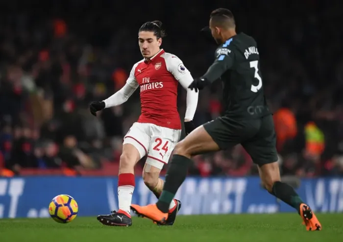 Framed Print : Bellerin vs Danilo: Intense Battle at the Emirates - Arsenal vs Manchester City, Premier League 2017-18 Framed Print : Bellerin vs Danilo: Intense Battle at the Emirates - Arsenal vs Manchester City, Premier League 2017-18