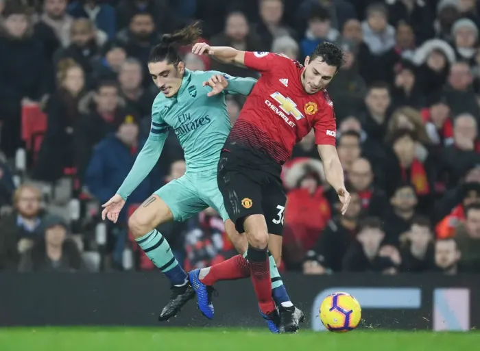 Framed Print : Bellerin vs Darmian: Clash at Old Trafford - Manchester United vs Arsenal FC, Premier League 2018-19 Framed Print : Bellerin vs Darmian: Clash at Old Trafford - Manchester United vs Arsenal FC, Premier League 2018-19