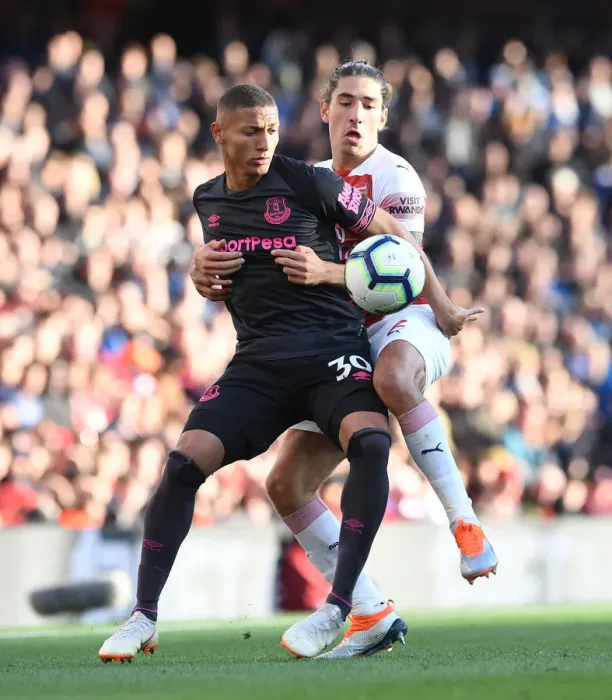 Framed Print : Bellerin vs. Richarlison: A Premier League Showdown at Emirates Stadium