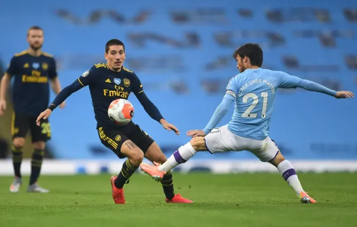 Framed Print : Bellerin vs. Silva: Clash of the Titans - Manchester City vs. Arsenal, Premier League 2019-20 Framed Print : Bellerin vs. Silva: Clash of the Titans - Manchester City vs. Arsenal, Premier League 2019-20
