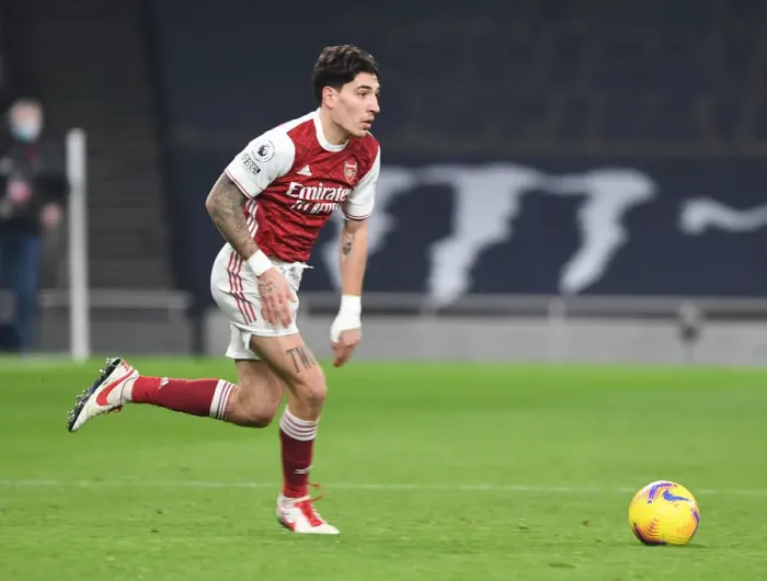 Framed Print : Bellerin vs. Tottenham: Clash of the London Rivals in the 2020-21 Premier League