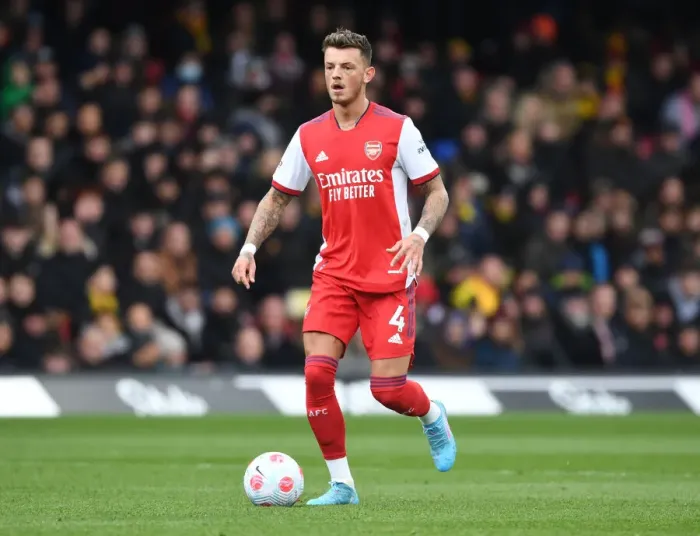 Framed Print : Ben White in Action: Arsenal Takes on Watford in the 2021-22 Premier League