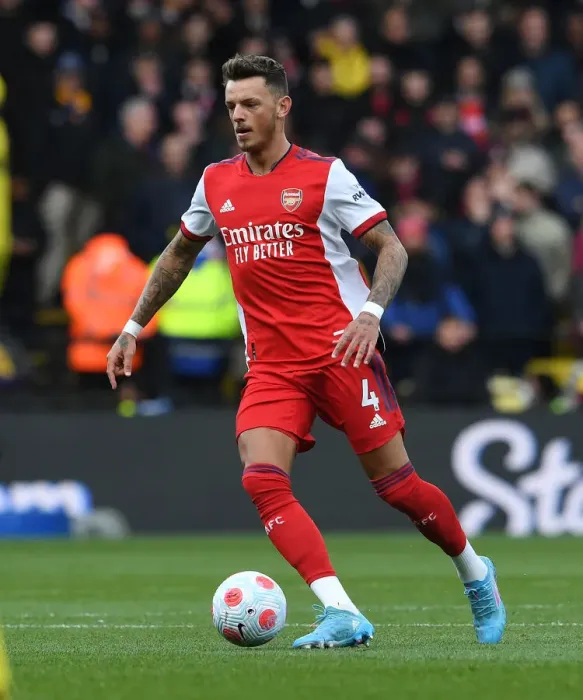 Framed Print : Ben White in Action: Arsenal's Defensive Masterclass at Watford, Premier League 2021-22