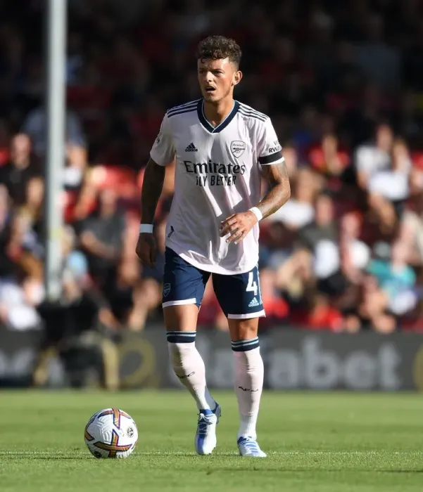 Framed Print : Ben White in Action: Arsenal's Defensive Star Shines at AFC Bournemouth, 2022-23 Premier League