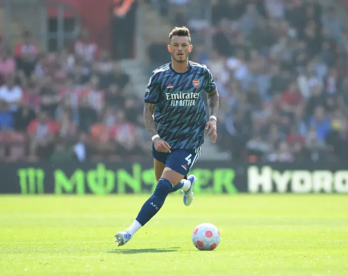 Framed Print : Ben White in Action: Southampton vs Arsenal (2021-22)