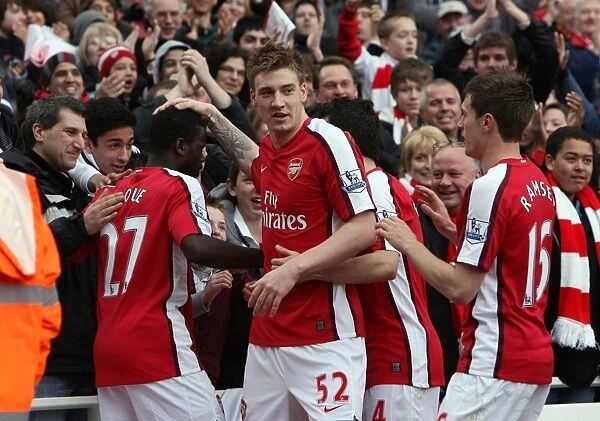 Bendtner and Teammates Celebrate First Arsenal Goal Against Sunderland (2:0), Barclays Premier League, 2010