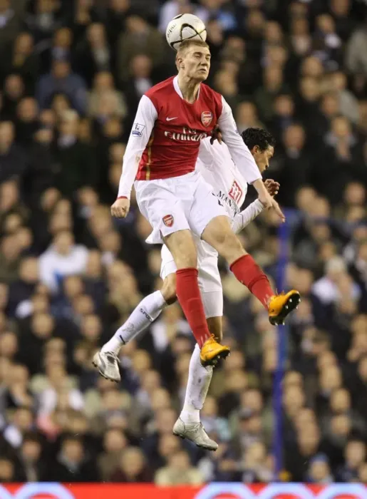 Framed Print : Bendtner vs Jenas: Tottenham's Dominance in the 2008 Carling Cup Semi-Final (5-1)