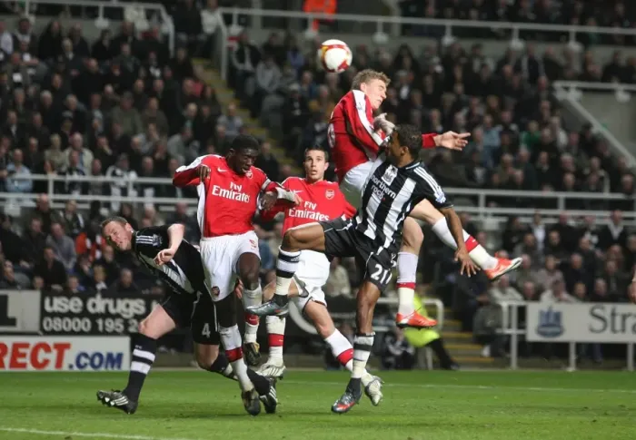 Framed Print : Bendtner's Epic Header: Arsenal's 3-1 Victory Over Newcastle, 2009