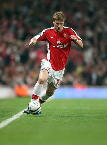 Bendtner's Game-Winning Goal: Arsenal 2-1 Liverpool (Carling Cup 4th Round, Emirates Stadium, 2009)