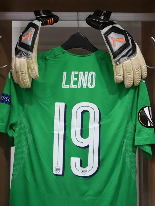 Framed Print : Bernd Leno: Preparing for Qarabag Clash in Europa League (2018-19)