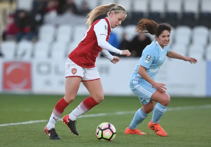 Framed Print : Beth Mead in Action: Arsenal Women Dominate Sunderland Ladies, WSL 1 (November 2017) Framed Print : Beth Mead in Action: Arsenal Women Dominate Sunderland Ladies, WSL 1 (November 2017)