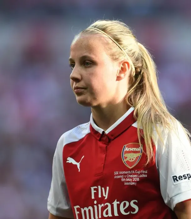 Framed Print : Beth Mead in Action: Arsenal Women vs. Chelsea Ladies - FA Cup Final 2018