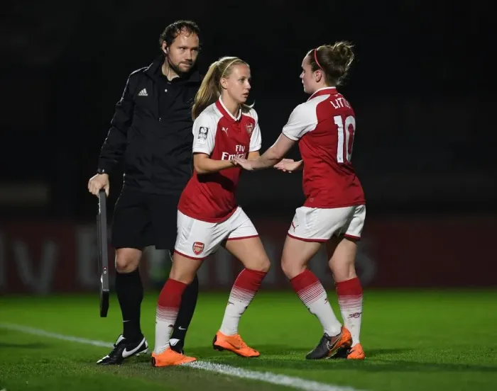 Framed Print : Beth Mead Replaces Kim Little: Arsenal Women vs. Reading Ladies, WSL