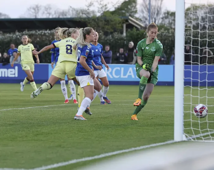 Framed Print : Beth Mead Scores Arsenal's Second Goal: Everton Women vs Arsenal Women, FA WSL 2021-22 Framed Print : Beth Mead Scores Arsenal's Second Goal: Everton Women vs Arsenal Women, FA WSL 2021-22