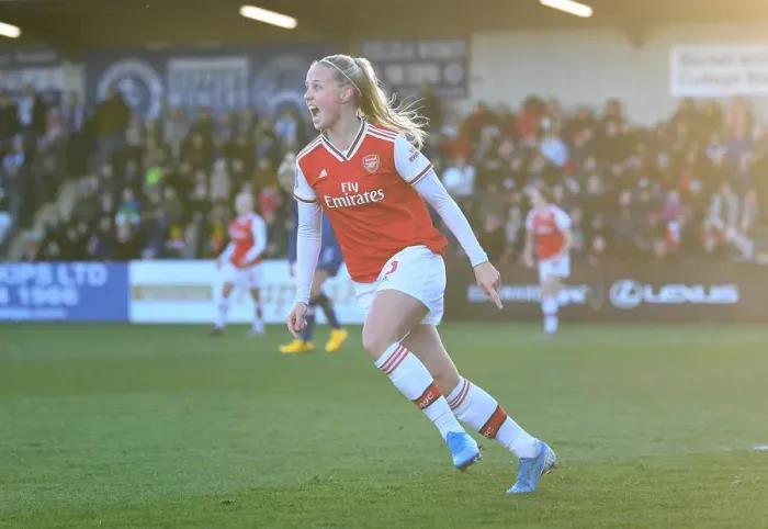 Framed Print : Beth Mead's Thrilling Last-Minute Winner: Arsenal Women Top Chelsea in FA WSL Clash