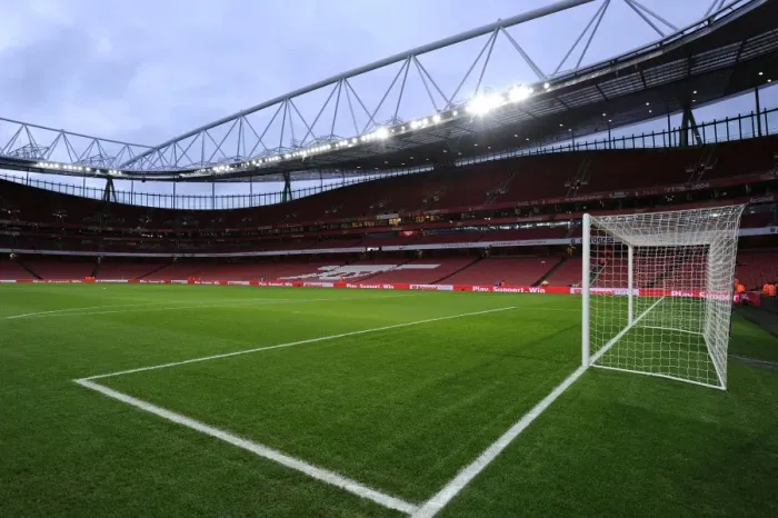 Framed Print : The Big London Derby: Arsenal vs. Tottenham FA Cup Third Round at Emirates Stadium Framed Print : The Big London Derby: Arsenal vs. Tottenham FA Cup Third Round at Emirates Stadium