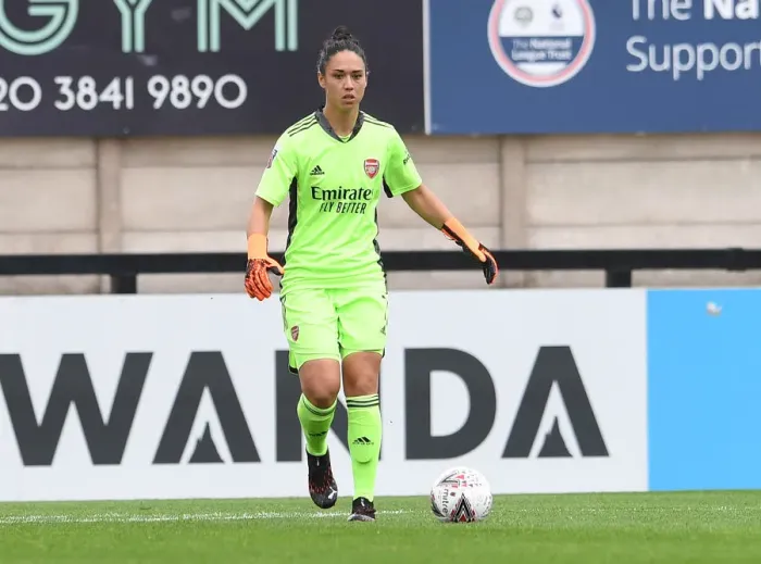 Framed Print : BOREHAMWOOD, ENGLAND - SEPTEMBER 06: Manuela Zinsberger of Arsenal during the match between Arsenal Women Framed Print : BOREHAMWOOD, ENGLAND - SEPTEMBER 06: Manuela Zinsberger of Arsenal during the match between Arsenal Women