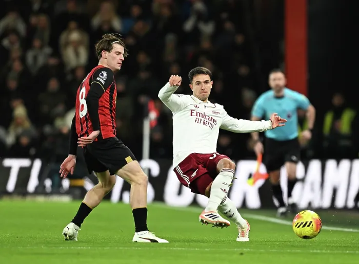 Framed Print : Bournemouth v Arsenal - Premier League Framed Print : Bournemouth v Arsenal - Premier League