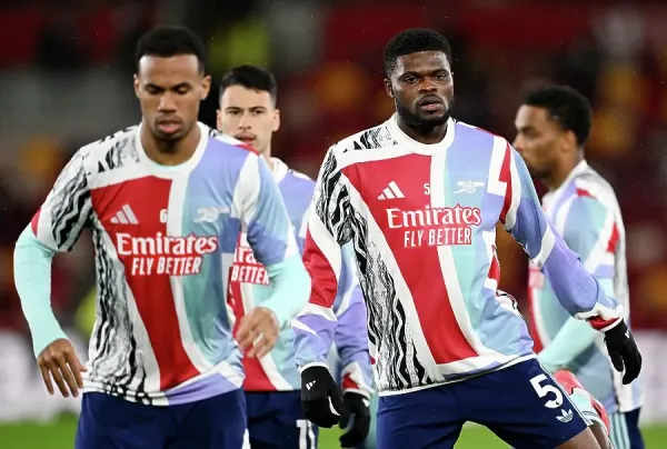 Arsenal FC v Brentford FC Print Premier League Art