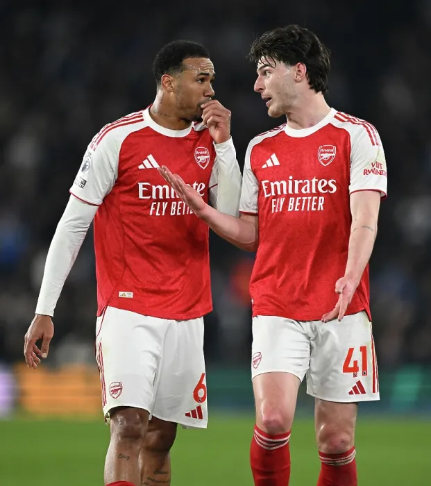 Framed Print : Brighton & Hove Albion v Arsenal - Premier League Brighton & Hove Albion v Arsenal - Premier League Framed Print : Brighton & Hove Albion v Arsenal - Premier League Brighton & Hove Albion v Arsenal - Premier League