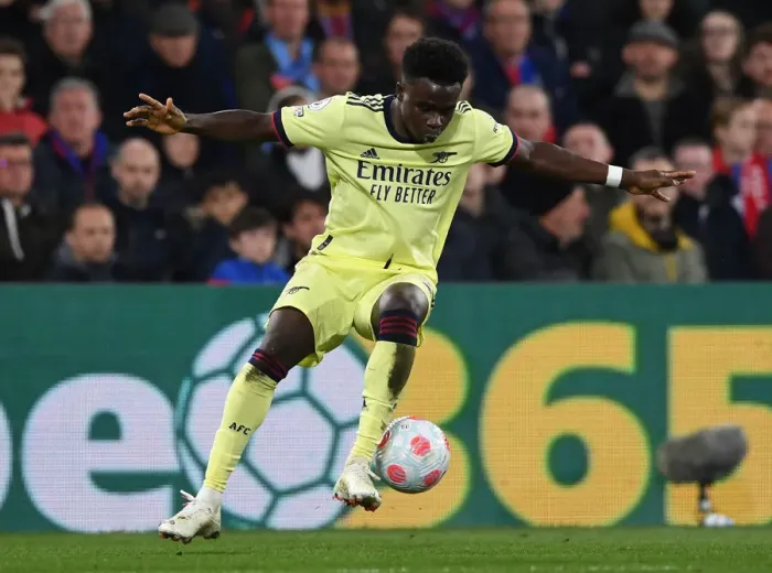 Framed Print : Bukayo Saka in Action: Arsenal's Star Performer vs Crystal Palace, Premier League 2021-22
