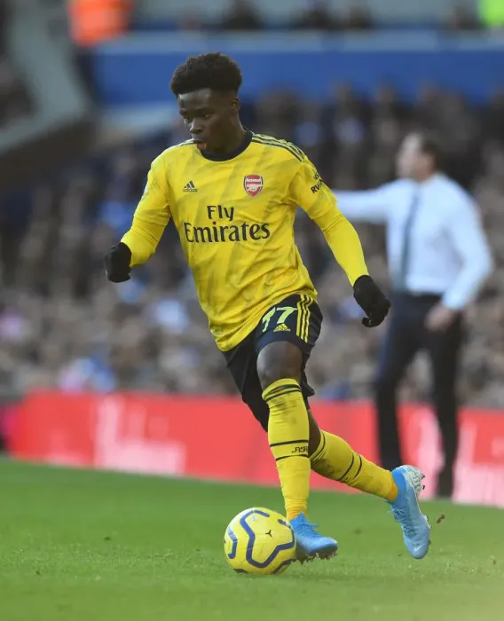 Framed Print : Bukayo Saka in Action: Everton vs Arsenal, Premier League 2019-20