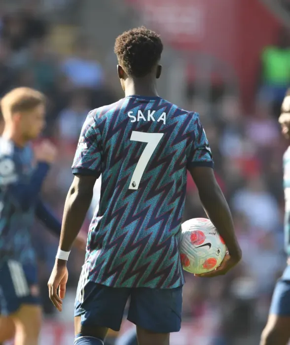 Framed Print : Bukayo Saka in Action: Southampton vs. Arsenal, Premier League 2021-22