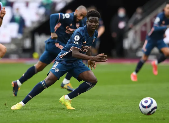 Framed Print : Bukayo Saka in Action: West Ham United vs Arsenal, Premier League 2020-21