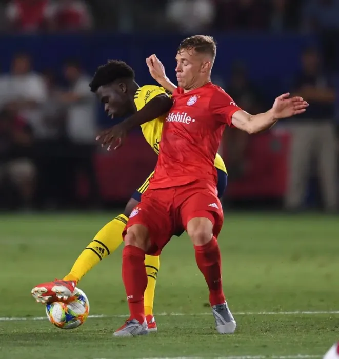 Framed Print : Bukayo Saka (Arsenal). Arsenal 2:1 Bayern Munich