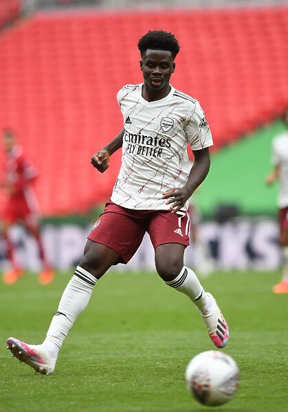 Bukayo Saka: Arsenal Star Shines in FA Community Shield Match Against Liverpool
